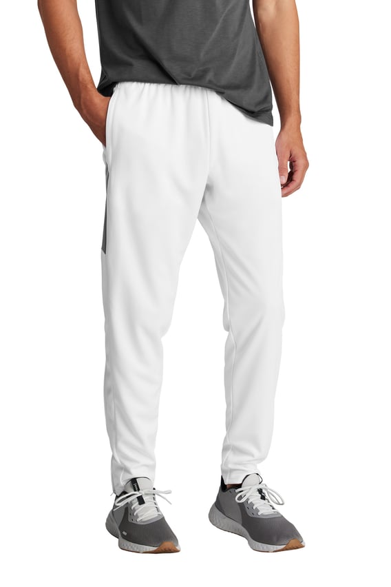 Front view of Travel Pant