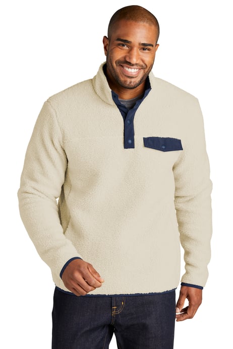 Frontview ofCamp Fleece Snap Pullover