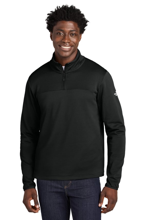 Front view of Aim 1/4-Zip Fleece