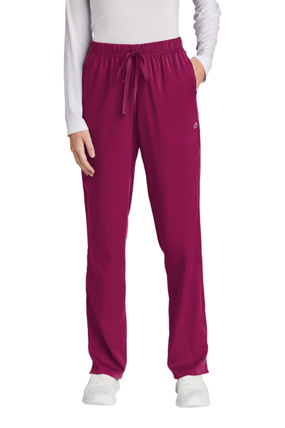 Front view of Women’s Premiere Flex Cargo Pant