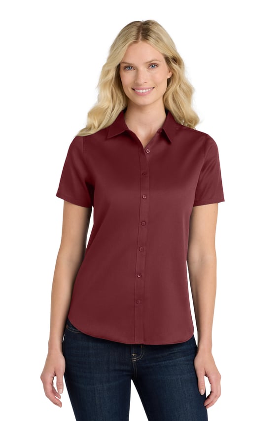 Front view of Women’s Short Sleeve SuperPro React Twill Shirt