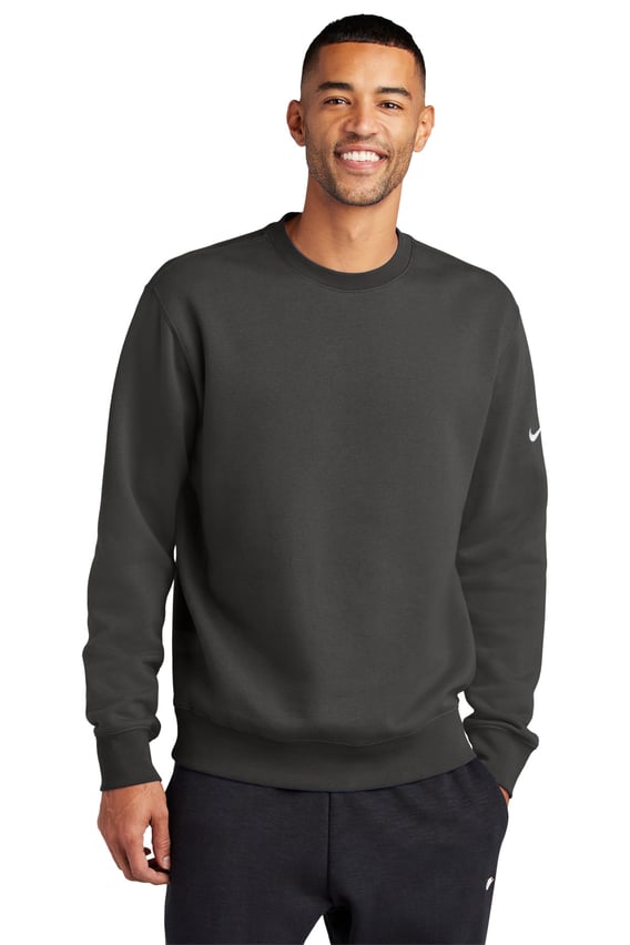Front view of Club Fleece Sleeve Swoosh Crew