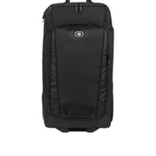 Front view of Nomad 30 Travel Bag