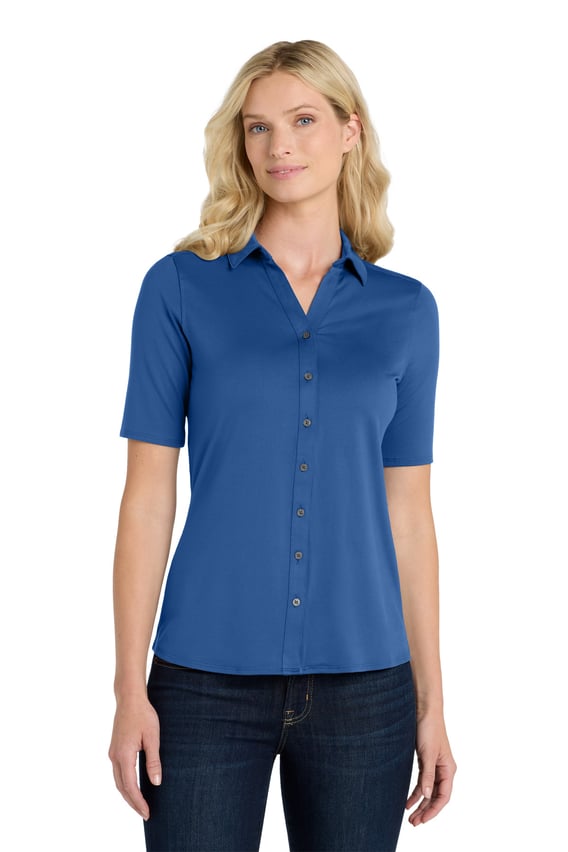Front view of Women’s City Stretch Top