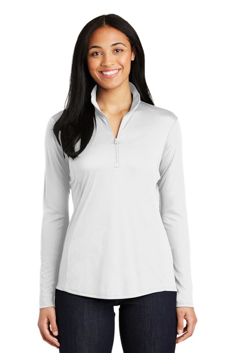 Front view of Women's PosiCharge&reg; Competitor 1/4-Zip Pullover