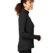 Side view of Women’s Gamer Golf Quarter-Zip Pullover