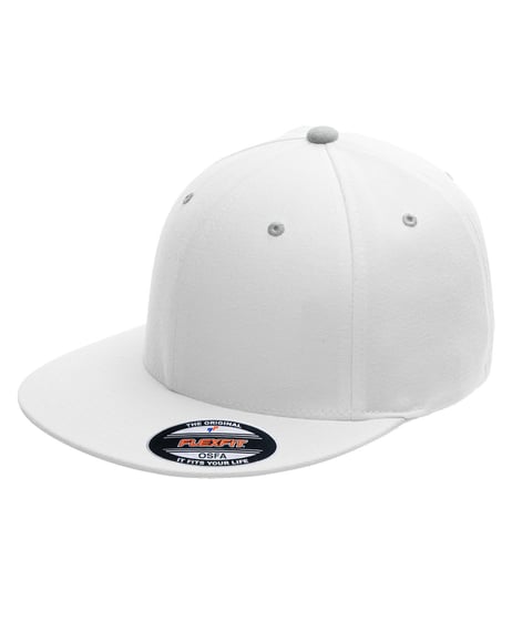 Front view of Pro-Formance® Contrast Eyelets Cap