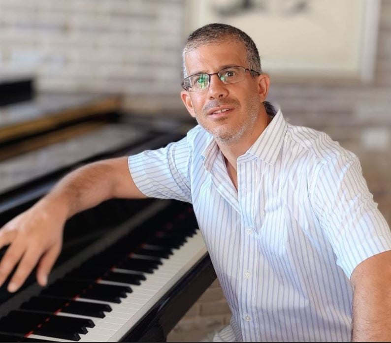 קלאסיקל- אראם חצ'טוריאן