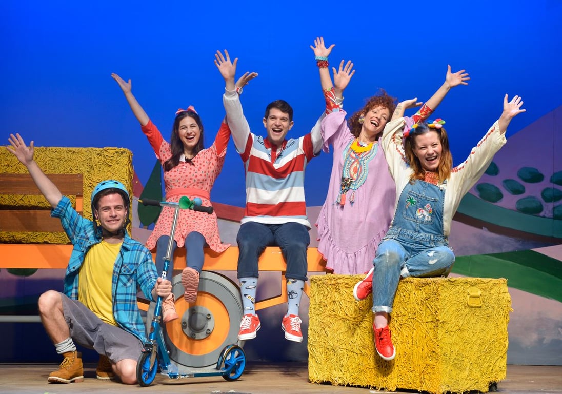 שיר לשירה – שבת של זהב – תיאטרון הקיבוץ