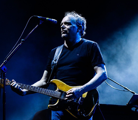 יזהר אשדות במופע "הלילות שלנו"