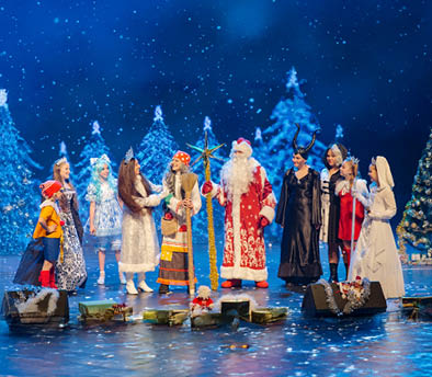 לאבובו – יקום חג המולד Лабубу. Новогодняя вселенная