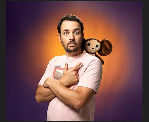 גיורא זינגר במופע סטנדאפ