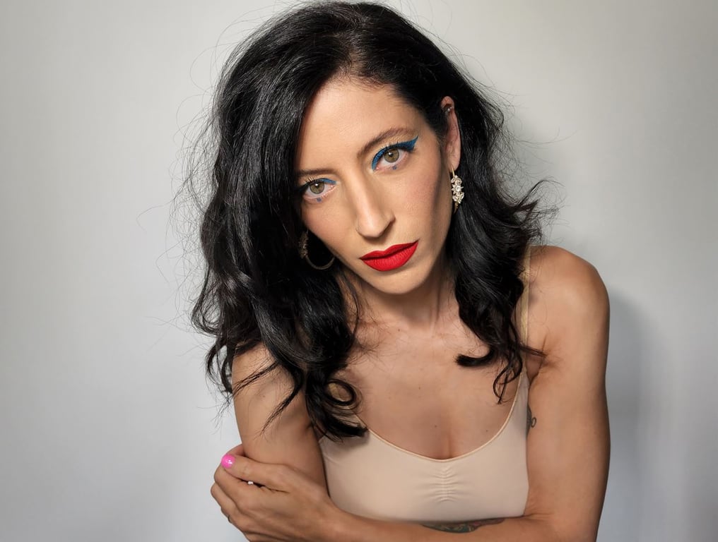 גיל שוחט מארח את אפרת גוש