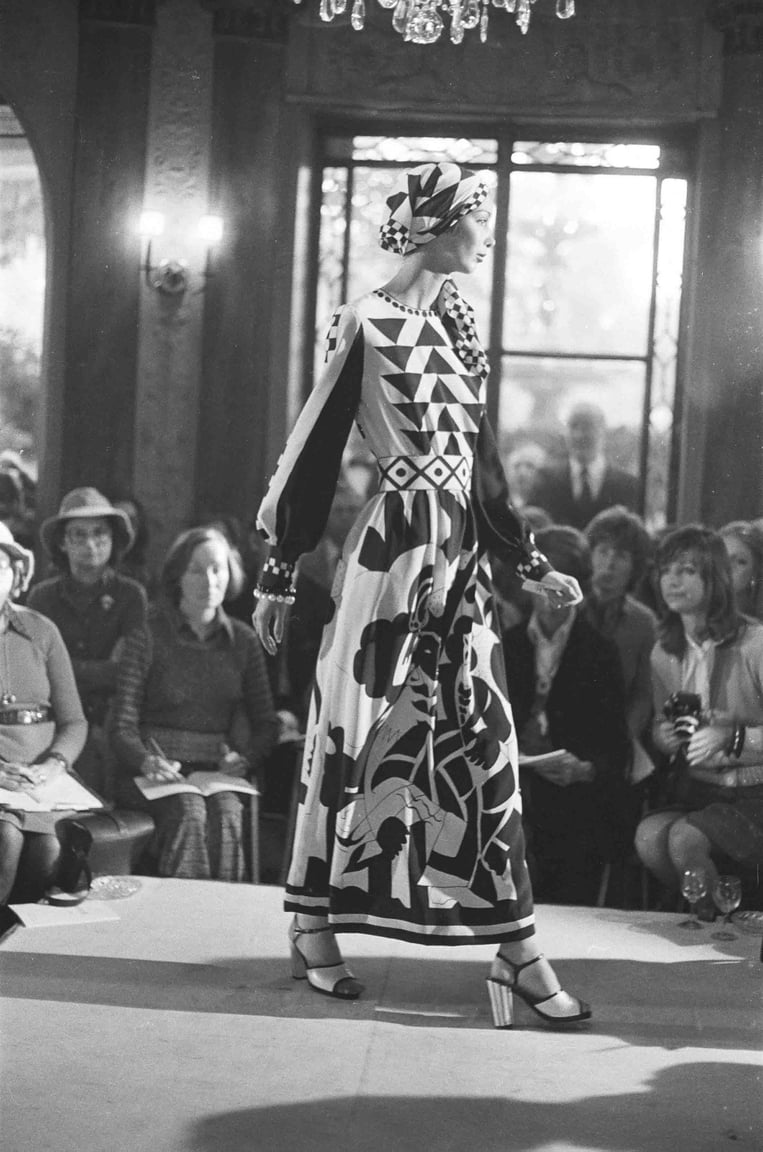 1973 Spring Summer 1973 Fashion Show At The Restaurant Laurent Paris © Jean Luce Huré | BountyCanarias