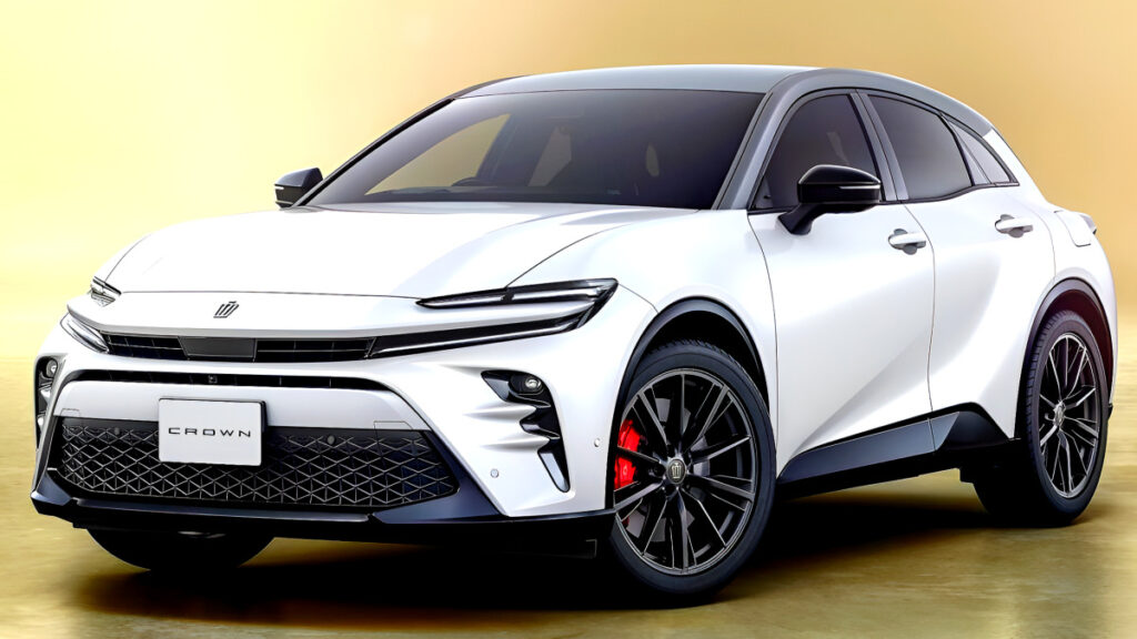 토요타 크라운 하이브리드 SUV