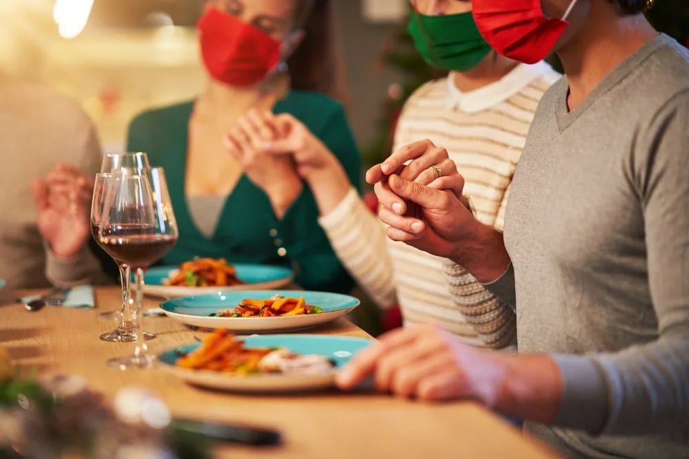 Here’s How To Safely Celebrate Thanksgiving In A Pandemic