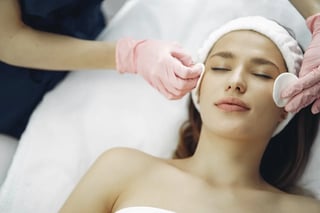 spa facial | Longevity LIVE