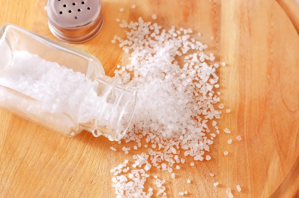 Choosing Salt Substitutes Over Salt May Reduce Risk of Early Death