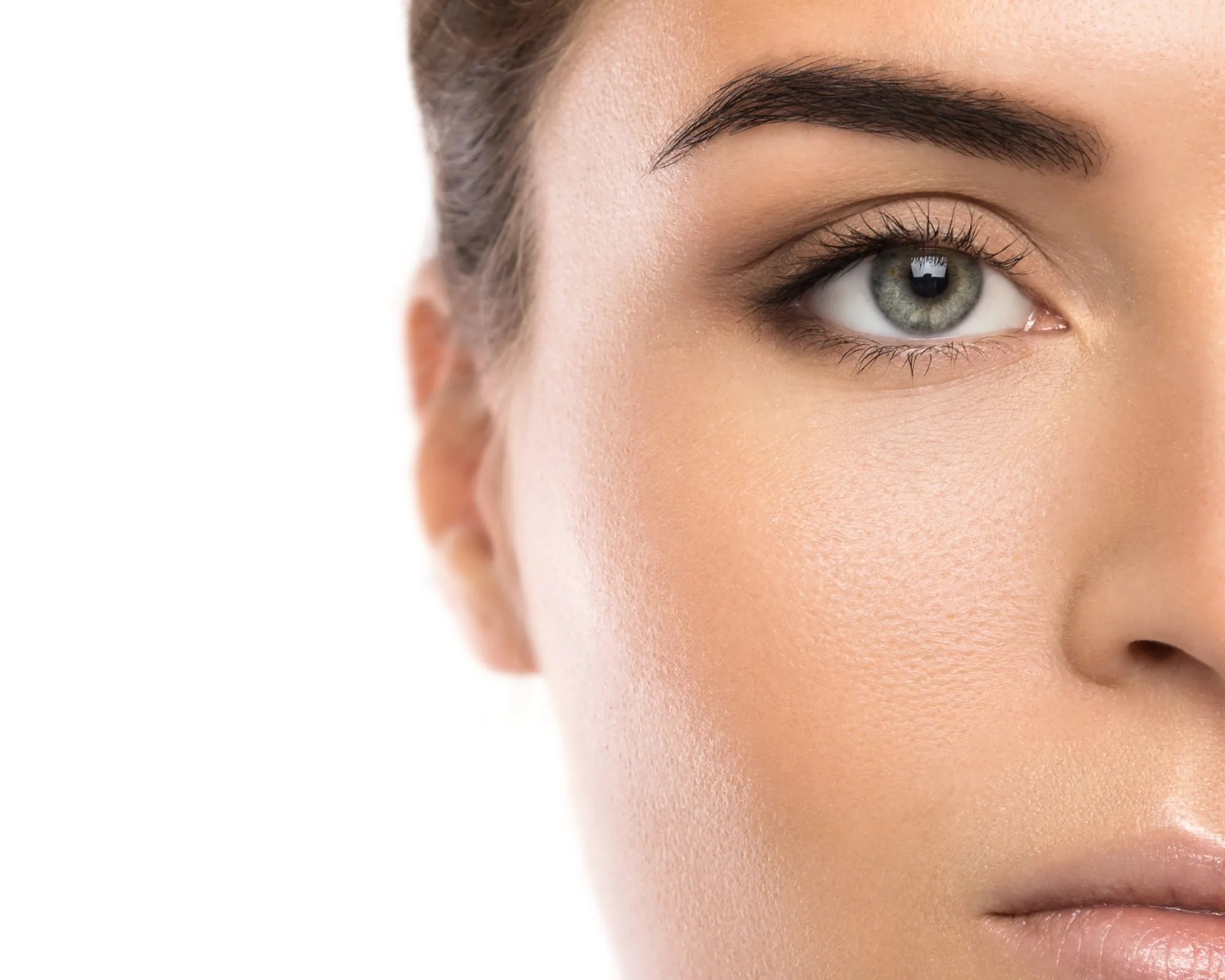 Here’s How You Can Take Care Of Your Eyebrows While At Home