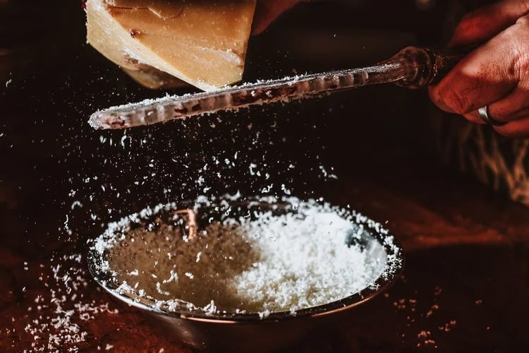 Finely grated Cocoa Butter Silk