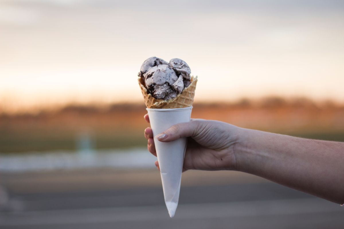 Eis im Hörnchen