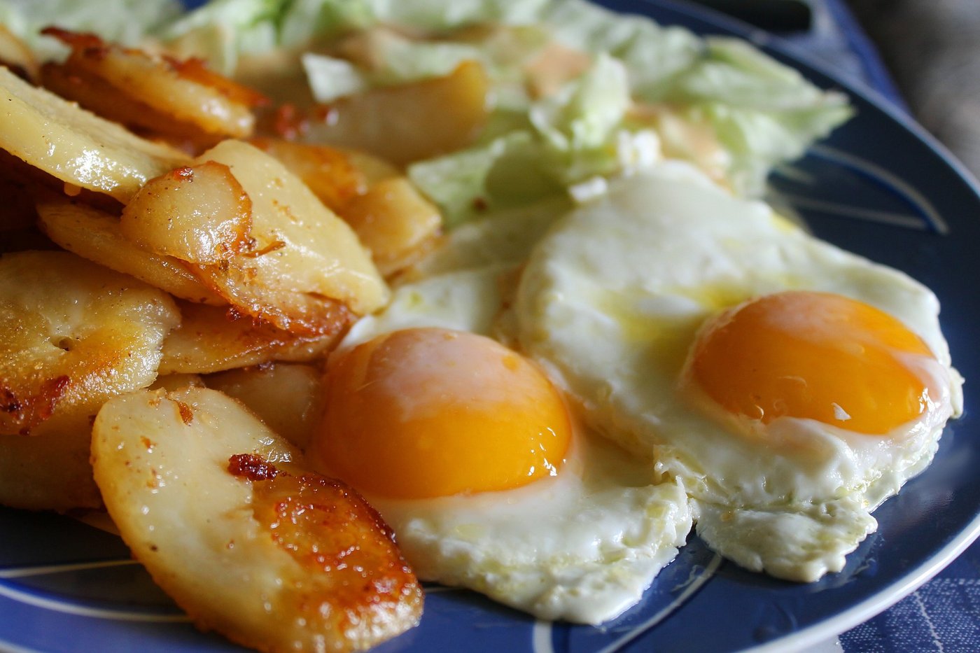 Bratkartoffeln und Spiegelei