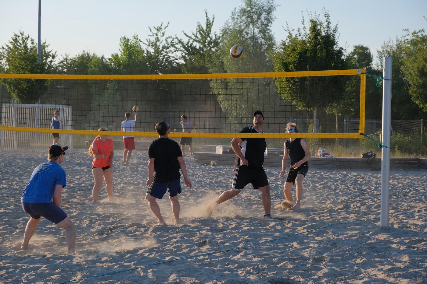Beachvolleyball am Strand