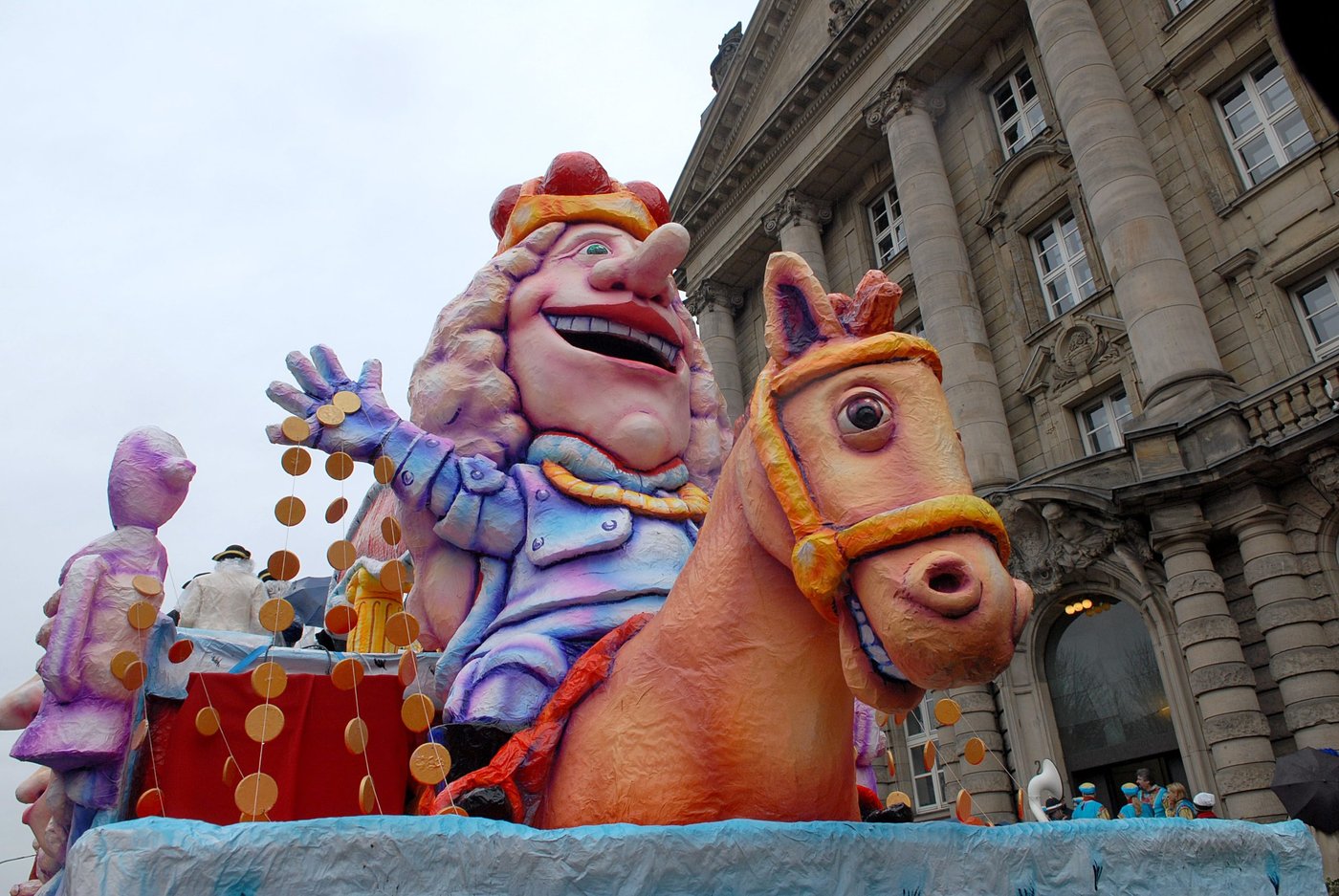 Mottowagen des Düsseldorfer Künstlers Jaques Tilly