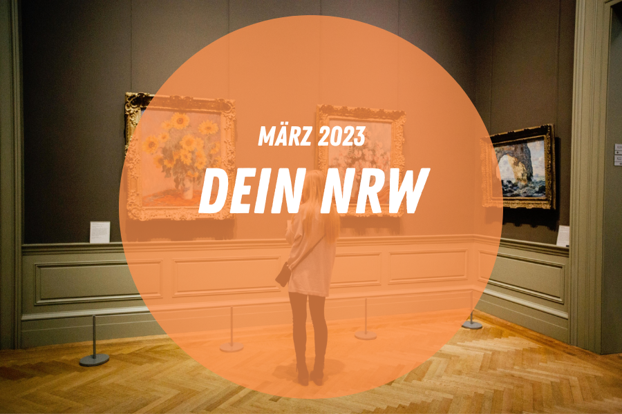Eine Frau betrachtet Kunstwerke in einem der klassischen Museen