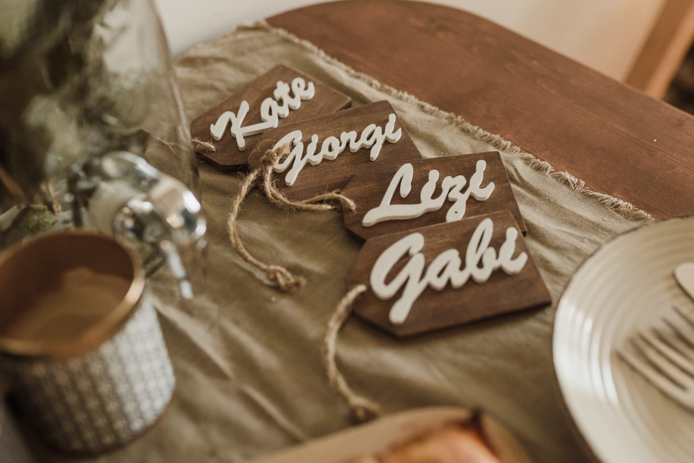 Platzkarten für die Hochzeit mit Namen