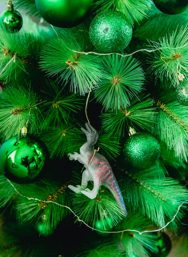 Dinosaurier als Weihnachtsbaumschmuck