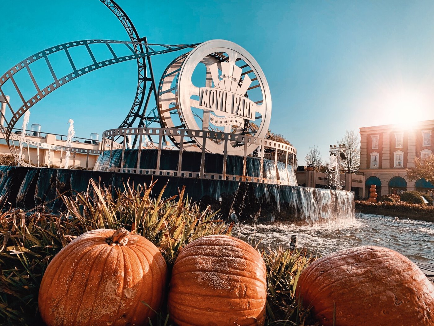 Kulisse des Halloween Horror Festivals im Moviepark Germany