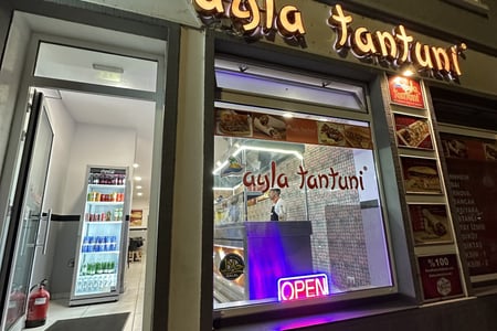 Ayla Tantuni