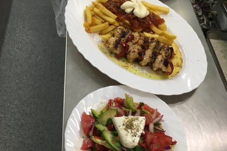 Grill- und Pizzastübchen bei Antje