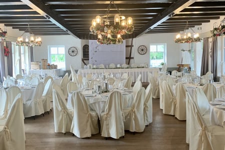 Biergarten Zum Kuhhirten