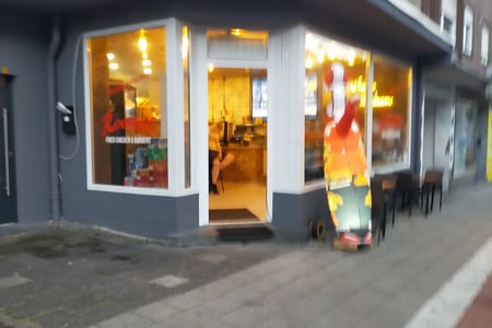 Broasters Fried Chicken & Burgers