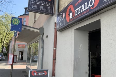 Buffalo Fried Chicken & Burger