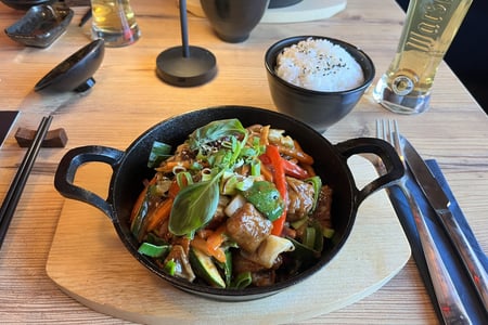 Dui Sushi & Asian Kitchen