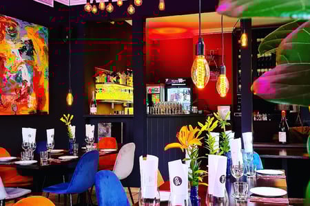 eat ITALIAN PASTA & WINE BAR