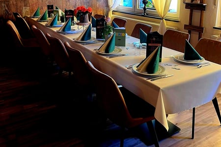 Fenia im Schützenclub Mühlburg