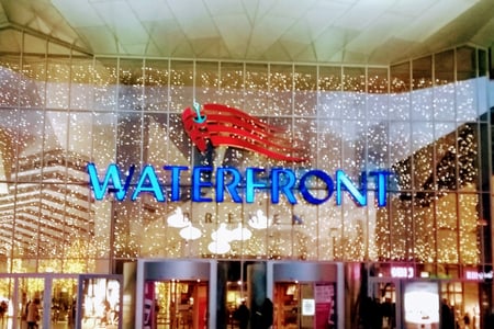 Food Court - Waterfront