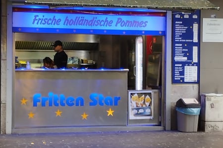 Frische Holländische Pommes