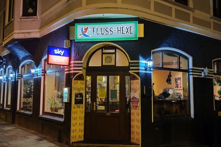 Gaststätte Flusshexe