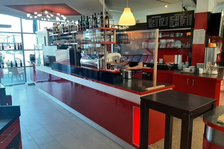 Gelateria Italiana Caprarese Cafe Rosso