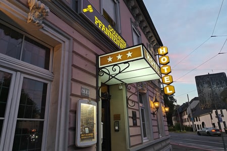 Goldener Pfannenwender Bockum