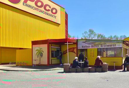 Halber Meter Bratwurst