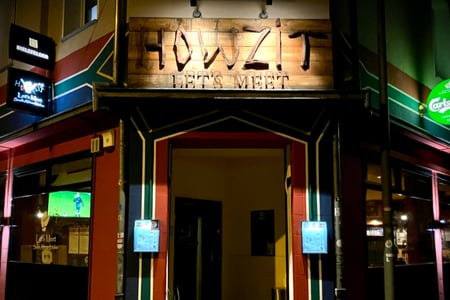 HOWZIT Let's Meet
