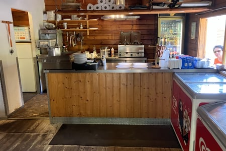 Imbiss Hütte - Waldau