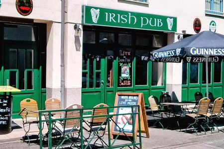 Irish Pub