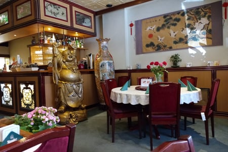 JADE Chinesisches Spezialitäten